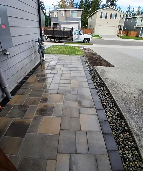Victorian Paver Installation with Black Border in Seatac 